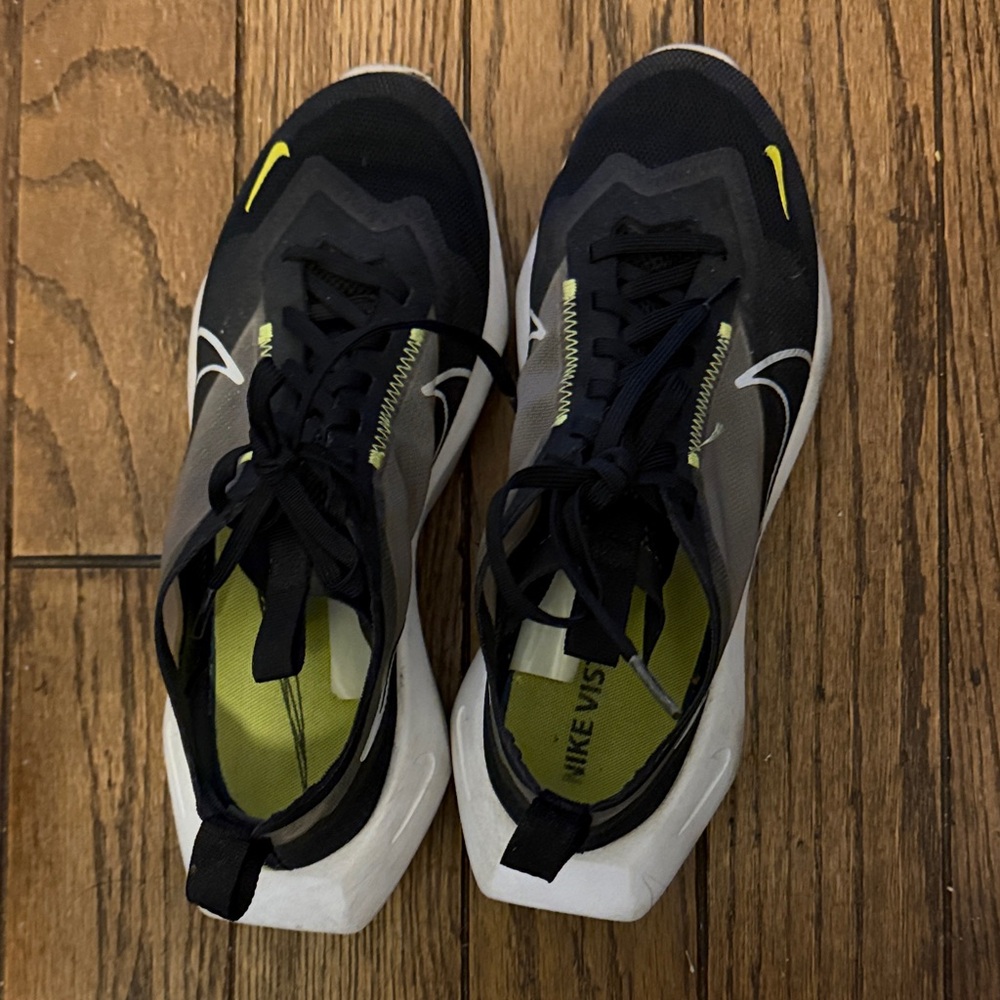 Nike Vista Black and White Running Shoes (worn) limited edition